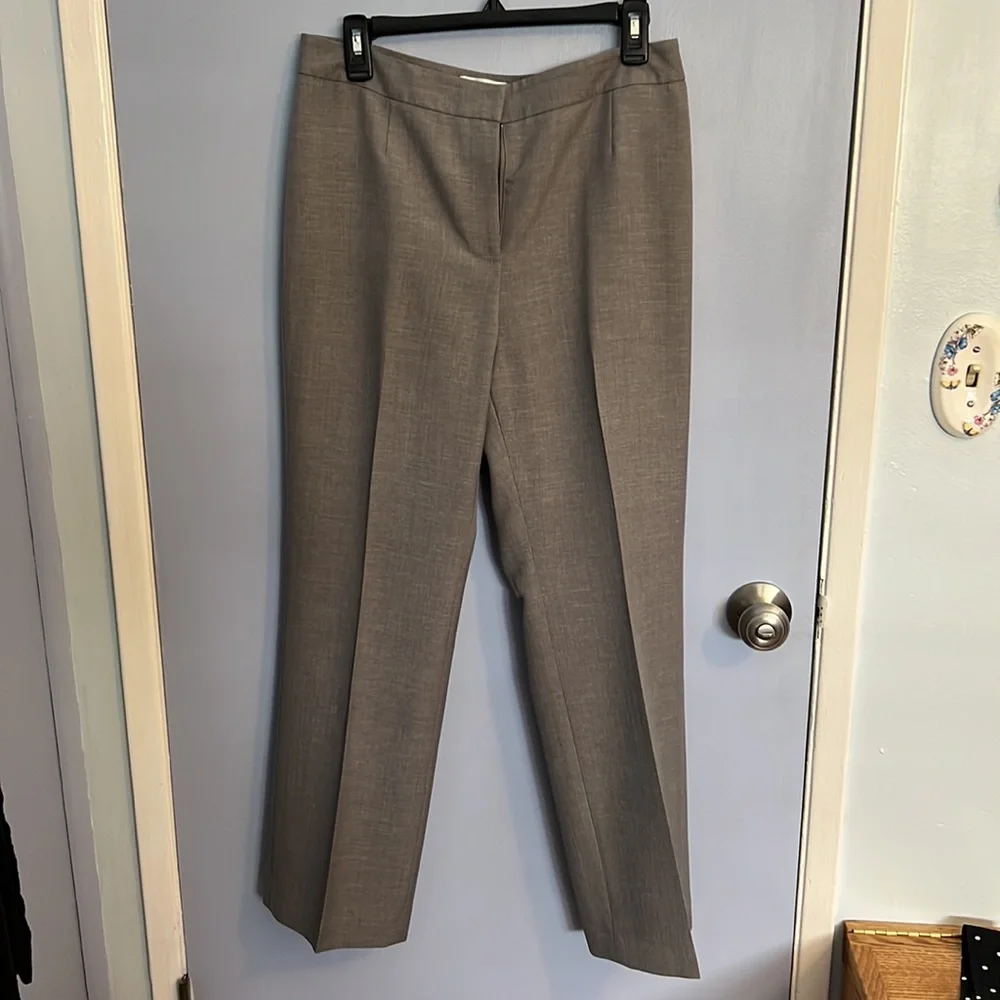 Le Suit 6Petite Gray & White Two-Piece Pant Suit - Picture 4 of 5